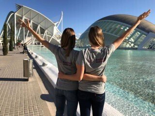Students sightseeing in Valencia