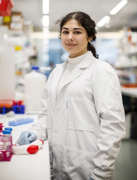 biomedicinstudenten Felicia portärtt